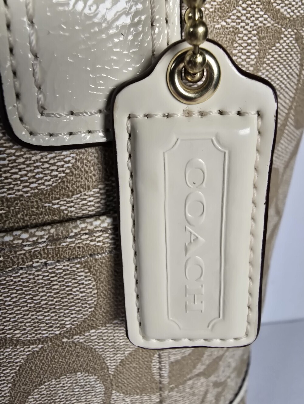 Coach Peyton Tote Bag Khaki And Tan Signature Canvas Exterior Gold Hardware - Picture 6 of 16